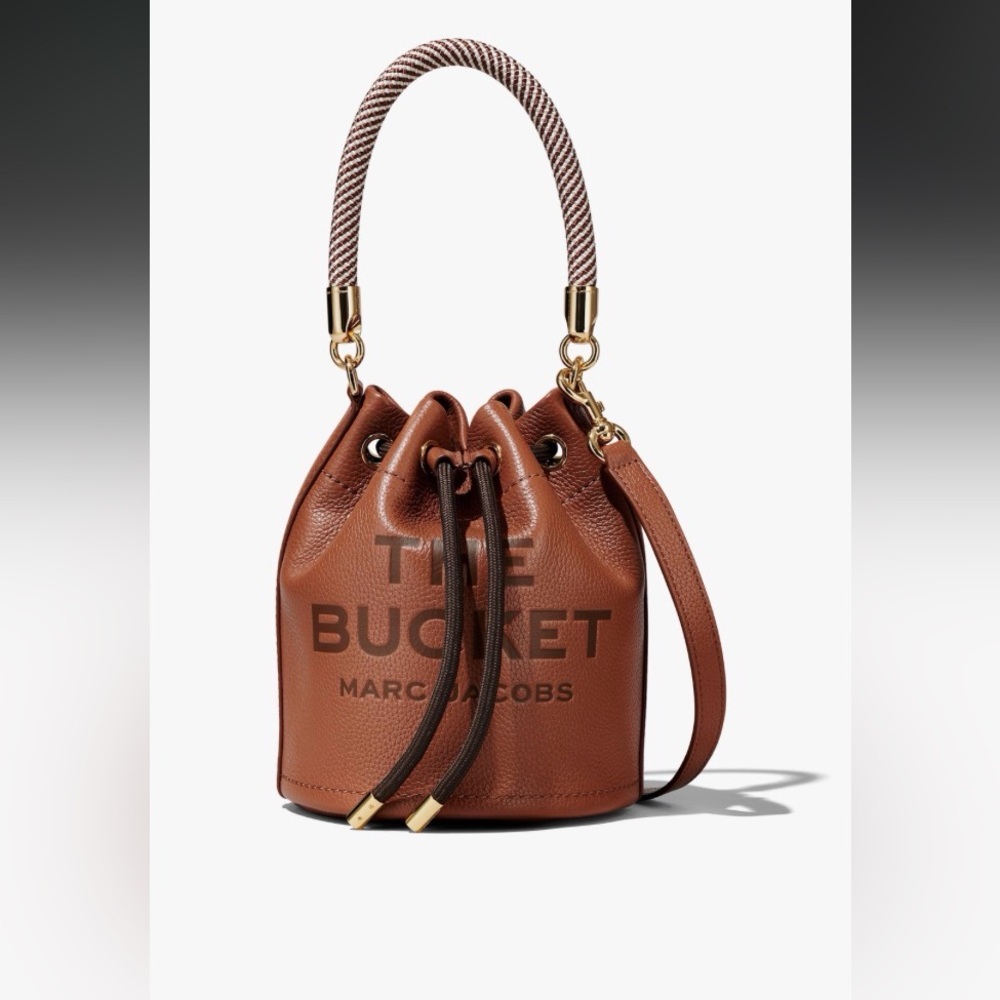 NWT Marc Jacobs “The Bucket” Pebbled Leather Bucket Bag